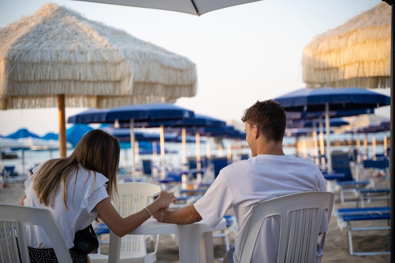 Hotel Mare Blu Francavilla Al Mare Eksteriør bilde